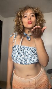 Escort alta hermosa con grandes Piernas en Cancun